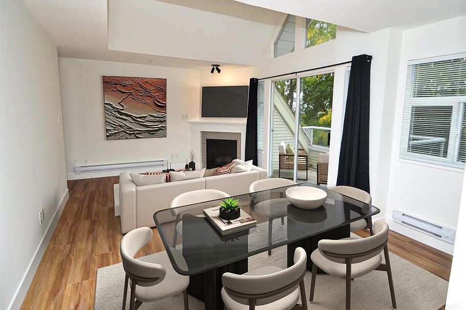 404 3638 Rae Avenue Vancouver, BC - 2