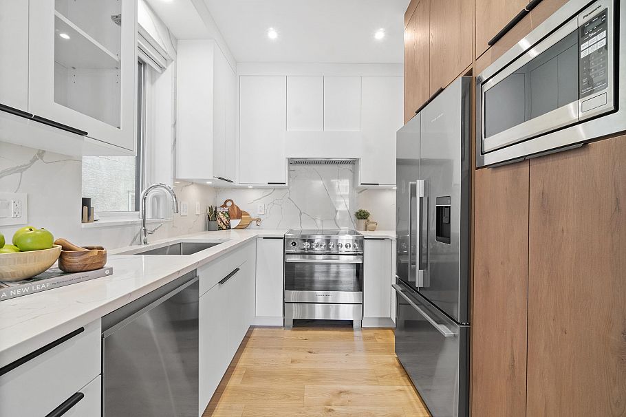 40 E 46th Avenue Vancouver, BC - 15