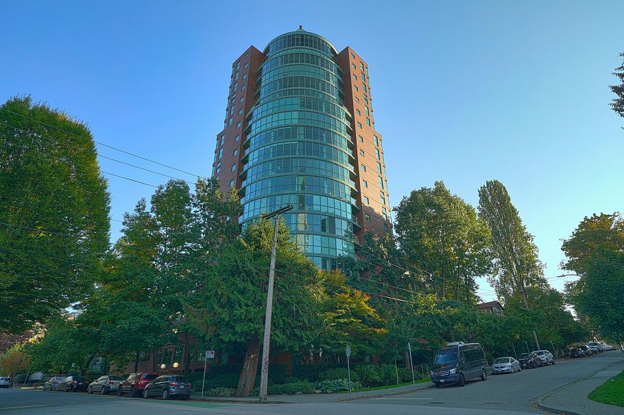 902 1888 Alberni Street Vancouver, BC - 1