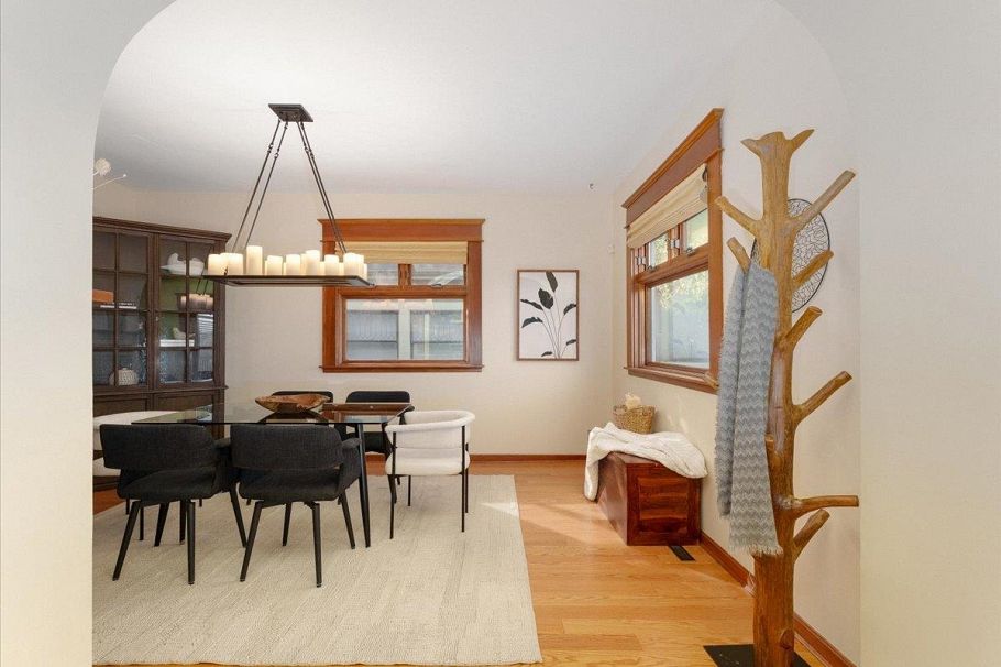 1216 Lakewood Drive Vancouver, BC - 8