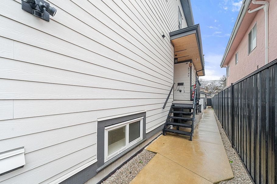 6749 Knight Street Vancouver, BC - 37