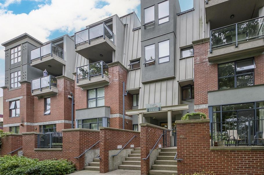302 2688 Vine Street Vancouver, BC - 1