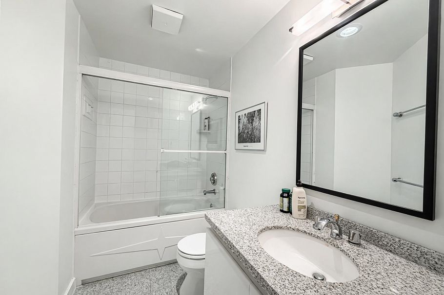 902 1888 Alberni Street Vancouver, BC - 21