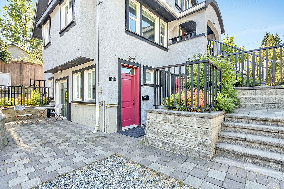 1010 E 24th Avenue Vancouver, BC - 5