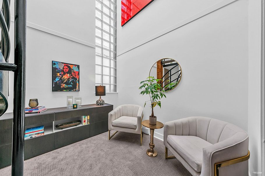 2243 Oak Street Vancouver, BC - 17