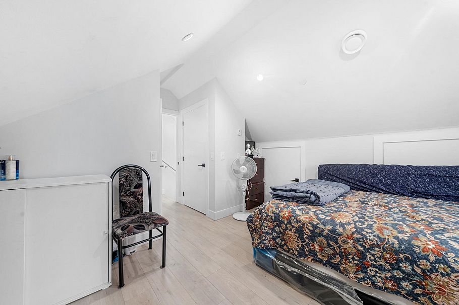 6749 Knight Street Vancouver, BC - 20