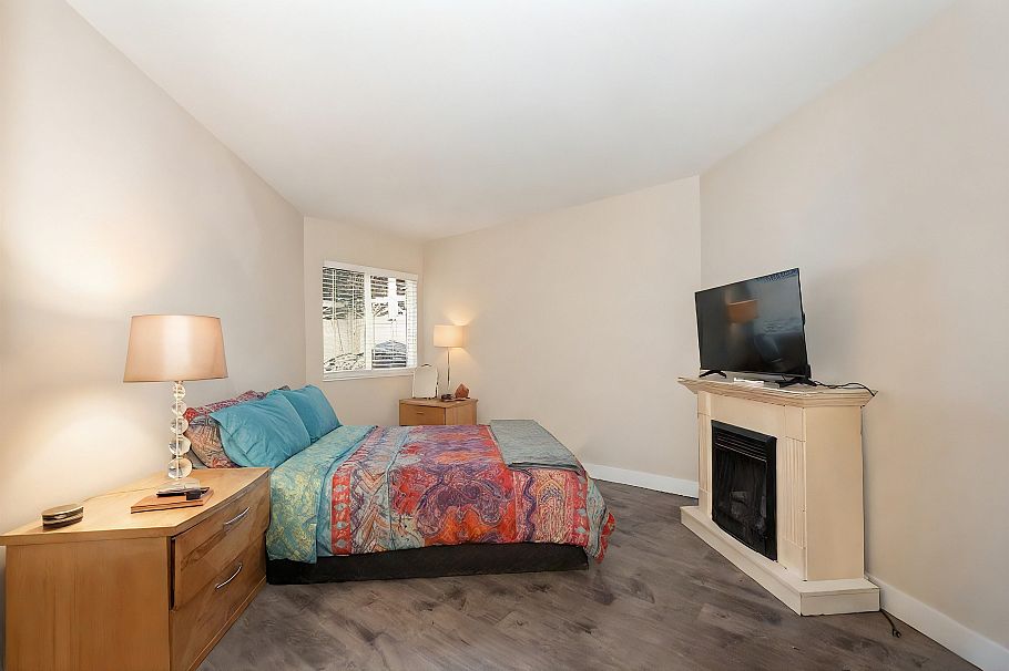 107 1155 Ross Road North Vancouver, BC - 20