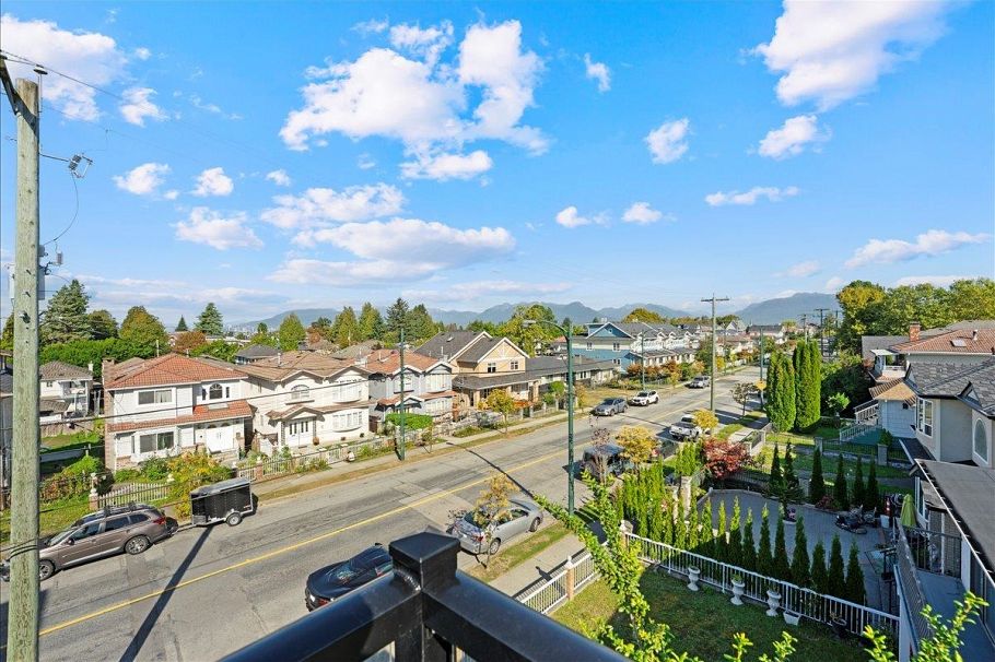 4856 Slocan Street Vancouver, BC - 26