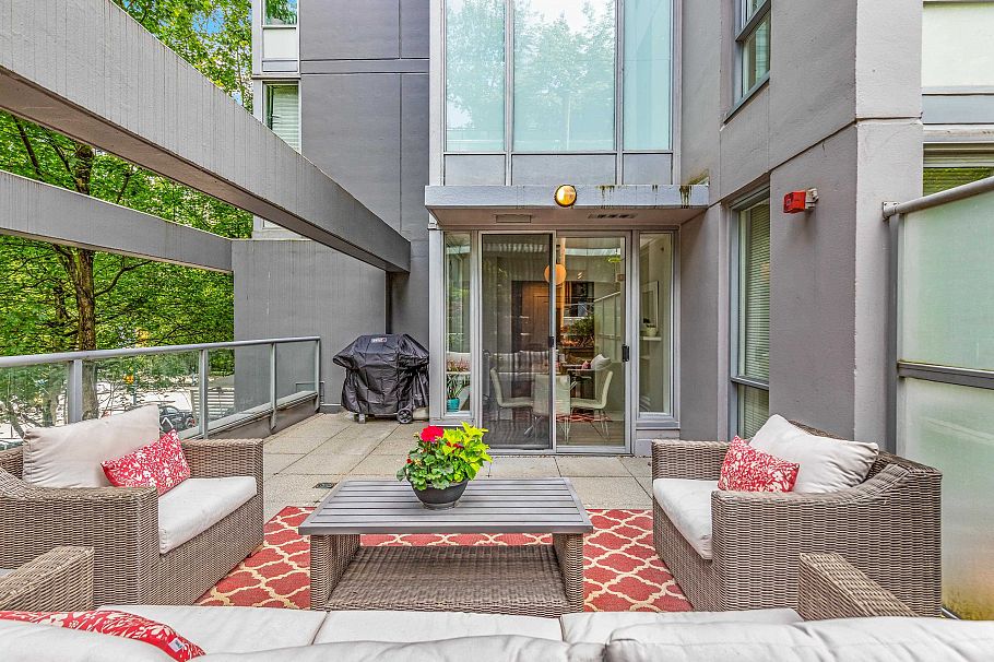 202 1001 Richards Street Vancouver, BC - 29