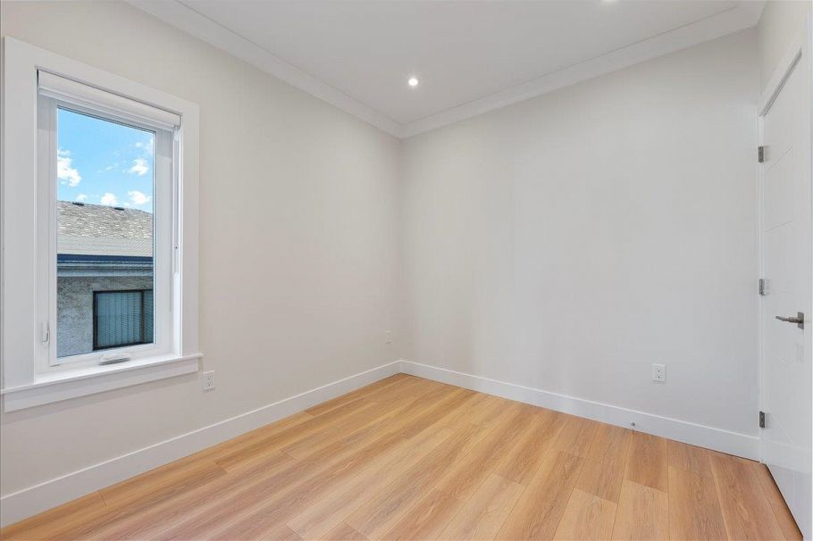 4856 Slocan Street Vancouver, BC - 16