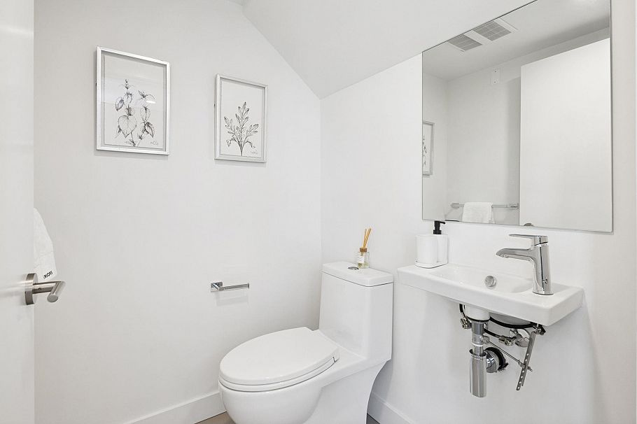 211 1008 W 47th Avenue Vancouver, BC - 8