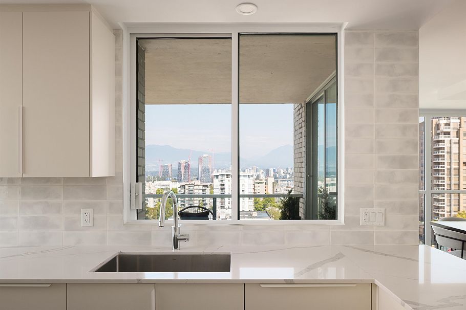 1102 1633 W 10th Avenue Vancouver, BC - 13