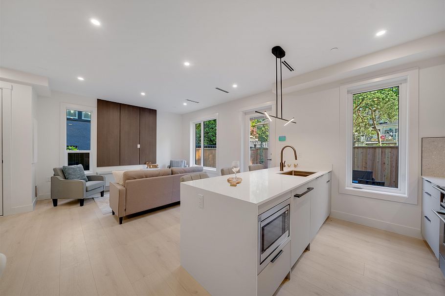 4 3836 W 8th Avenue Vancouver, BC - 13