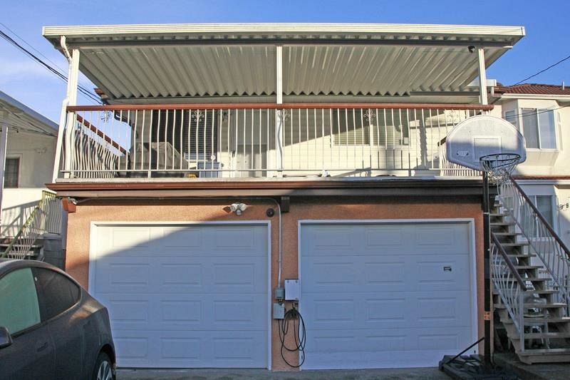 2038 E 40th Avenue Vancouver, BC - 25