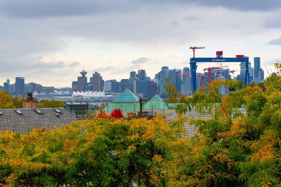 31 900 W 17th Street North Vancouver, BC - 27