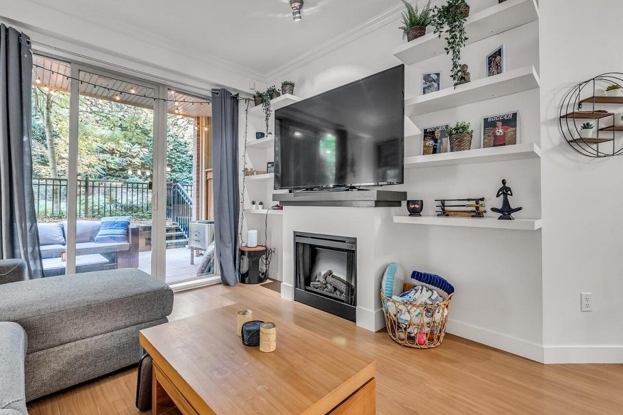 119 1633 Mackay Avenue North Vancouver, BC - 10