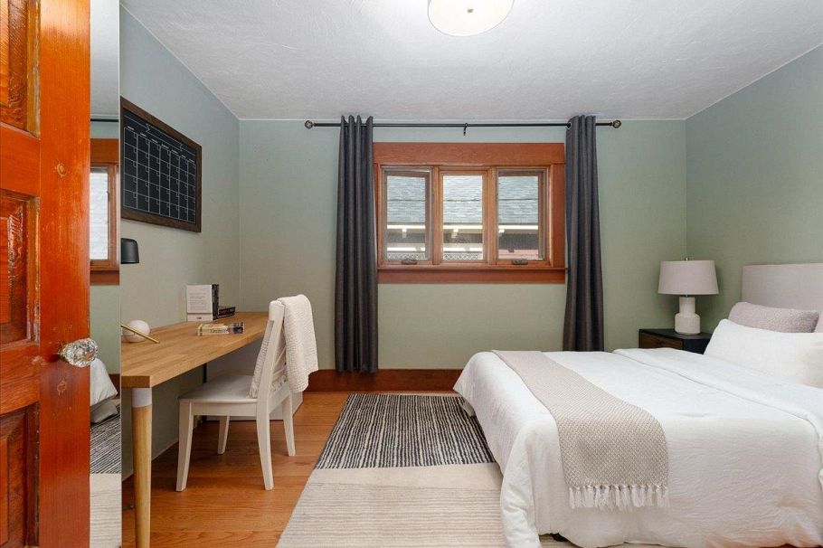 1216 Lakewood Drive Vancouver, BC - 20