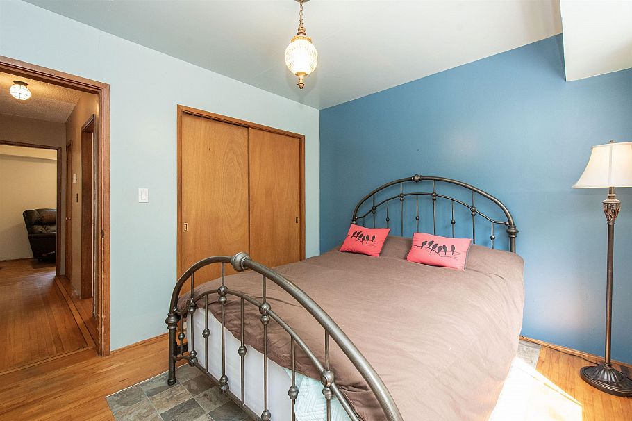 1852 Appin Road North Vancouver, BC - 16