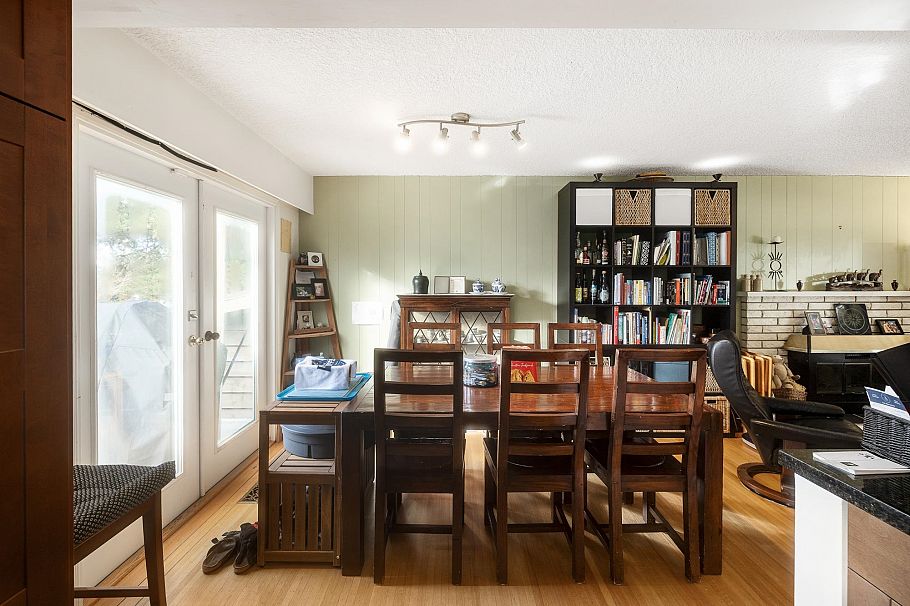 2041 Tompkins Crescent North Vancouver, BC - 17