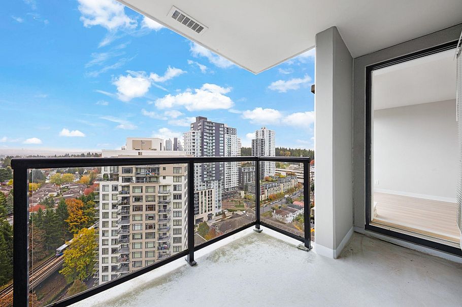 2410 5380 Oben Street Vancouver, BC - 24