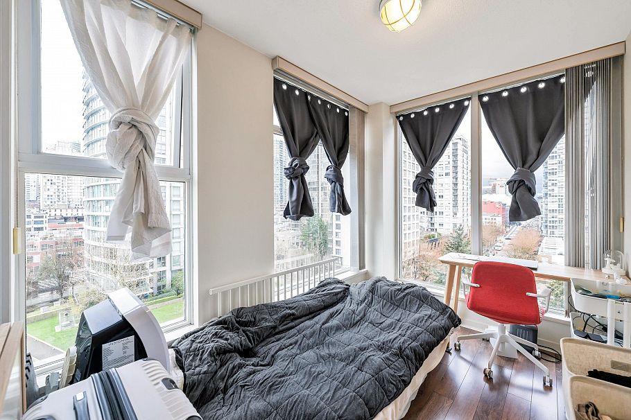 1001 1009 Expo Boulevard Vancouver, BC - 9