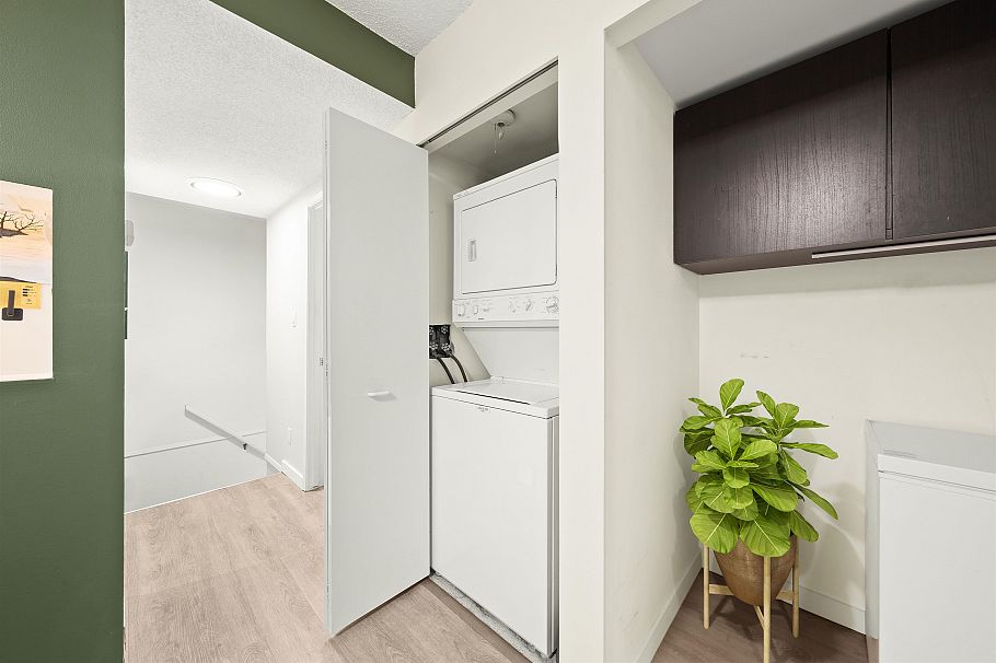 1884 Purcell Way North Vancouver, BC - 20