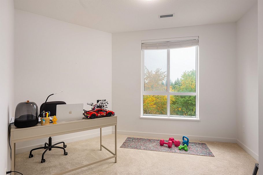 214 3581 Ross Drive Vancouver, BC - 18