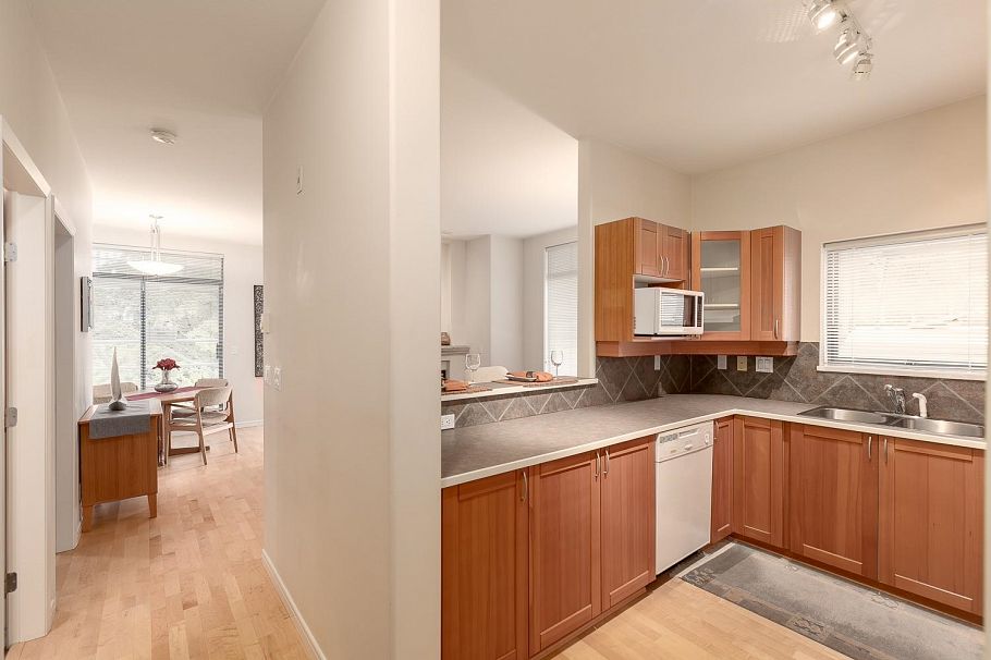 302 2688 Vine Street Vancouver, BC - 2