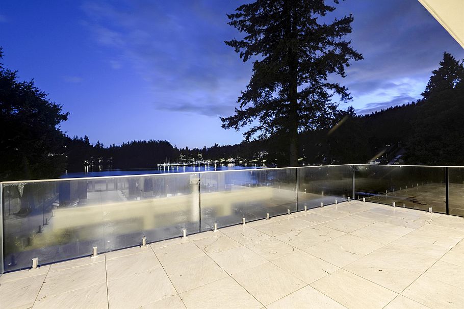 2724 Panorama Drive North Vancouver, BC - 32