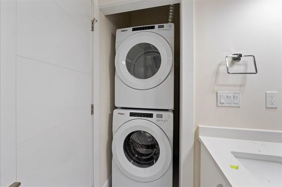 4854 Slocan Street Vancouver, BC - 36