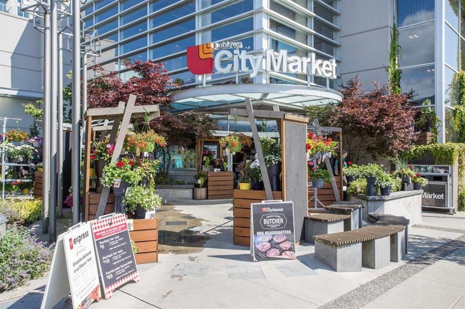 15 1450 Chesterfield Avenue North Vancouver, BC - 2