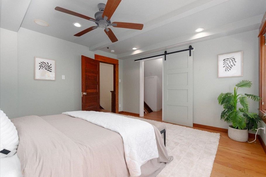 1216 Lakewood Drive Vancouver, BC - 21