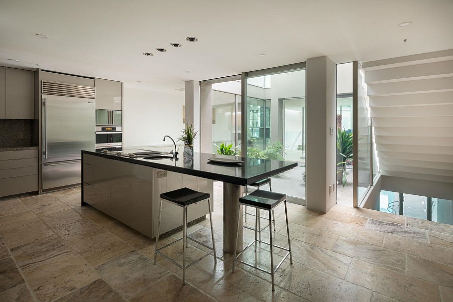 2724 Panorama Drive North Vancouver, BC - 22