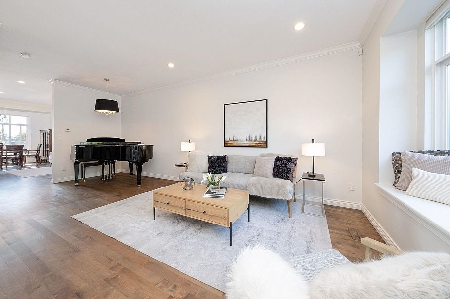 369 E 5th Street North Vancouver, BC - 9