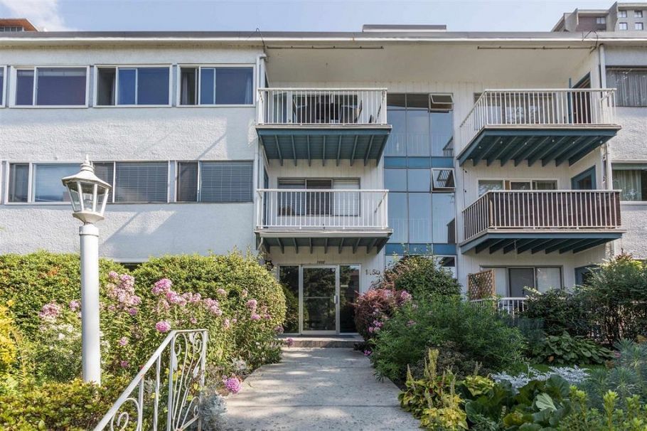 15 1450 Chesterfield Avenue North Vancouver, BC - 3