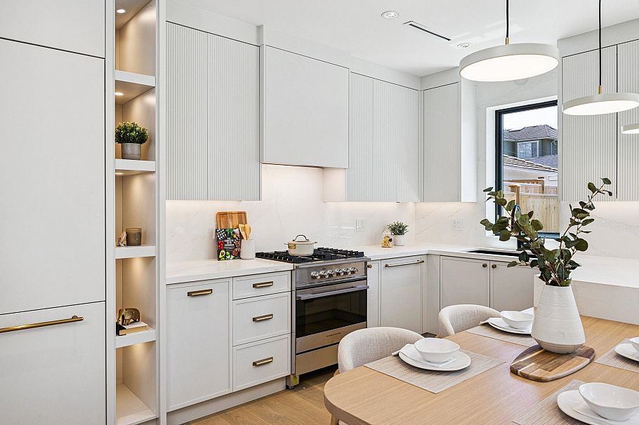 2 250 E 39th Avenue Vancouver, BC - 10