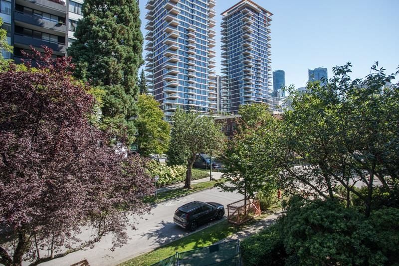 202 1500 Haro Street Vancouver, BC - 23