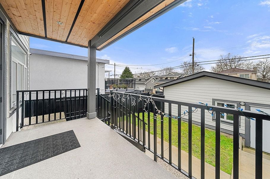 6749 Knight Street Vancouver, BC - 34