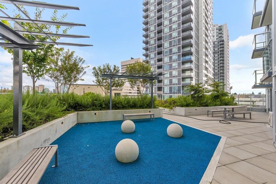 2101 5470 Ormidale Street Vancouver, BC - 18