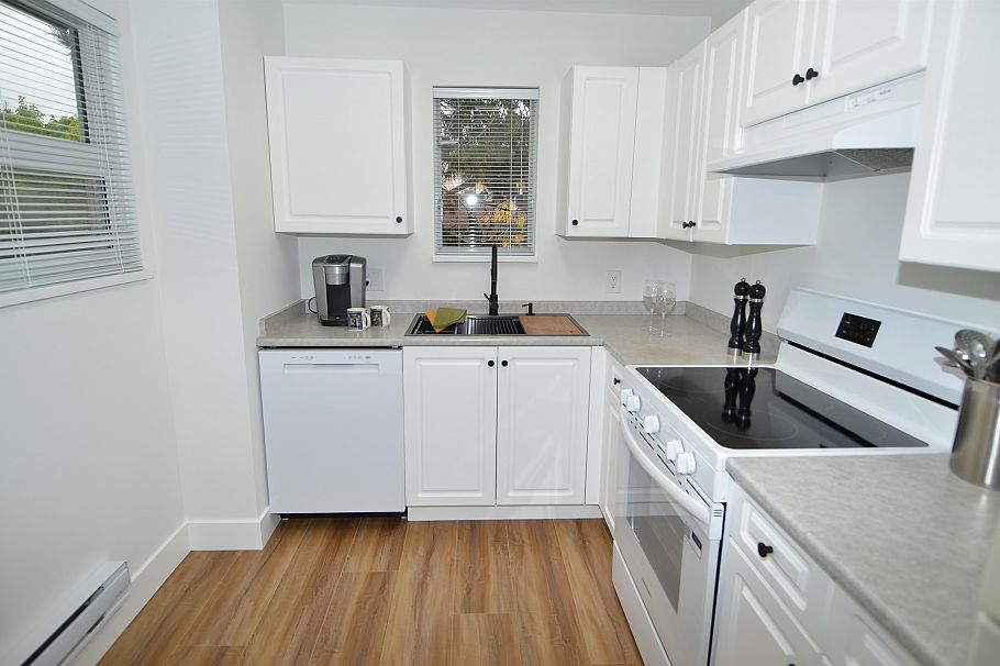 404 3638 Rae Avenue Vancouver, BC - 6