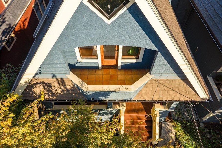 1216 Lakewood Drive Vancouver, BC - 18