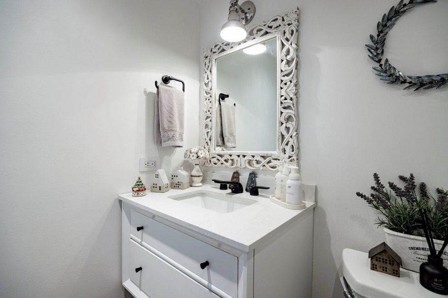 209 4001 Mt Seymour Parkway North Vancouver, BC - 17