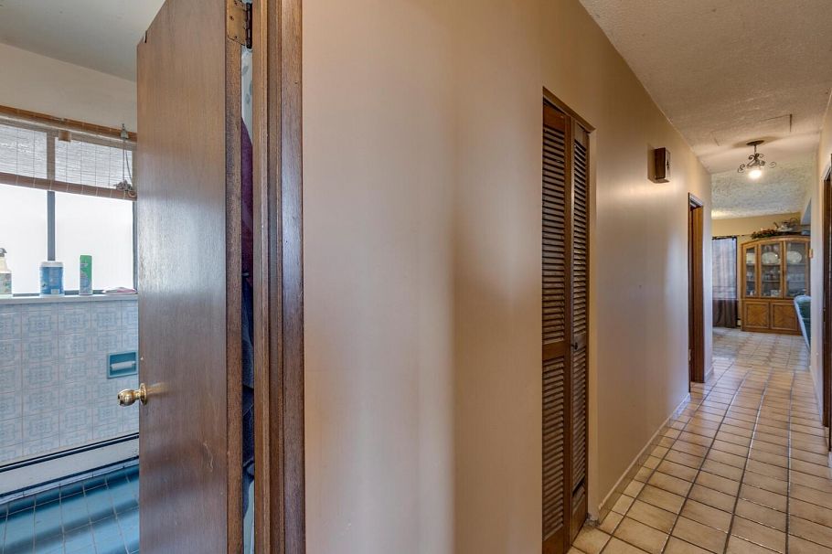 3254 E 5th Avenue Vancouver, BC - 30