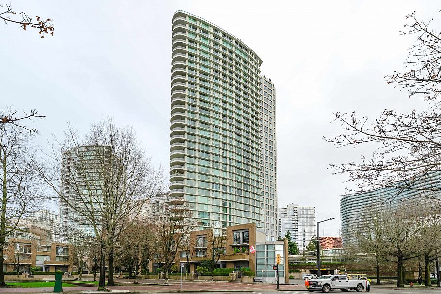 1001 1009 Expo Boulevard Vancouver, BC - 31