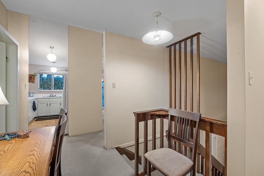 3602 Regent Avenue North Vancouver, BC - 17