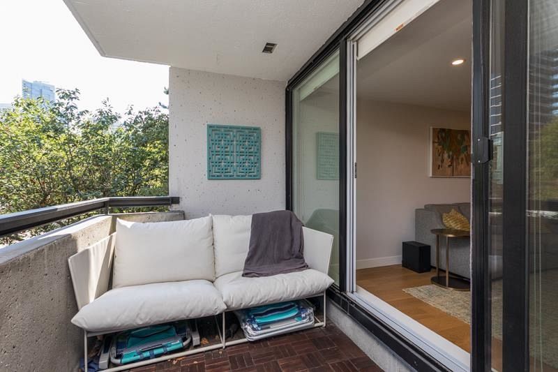 202 1500 Haro Street Vancouver, BC - 20