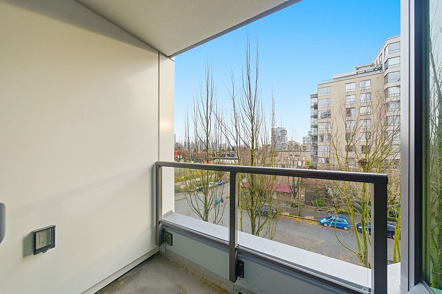 408 2201 Pine Street Vancouver, BC - 17