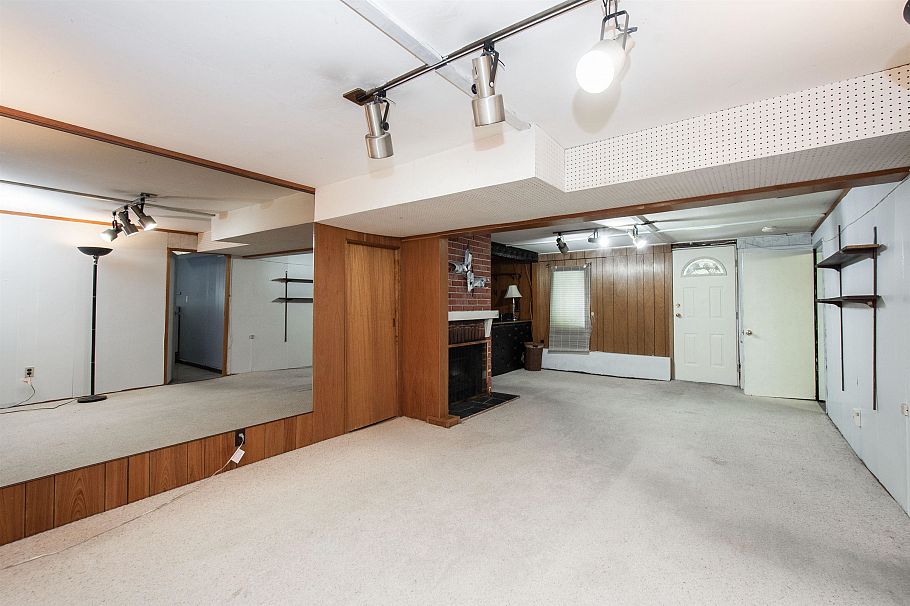 1852 Appin Road North Vancouver, BC - 27