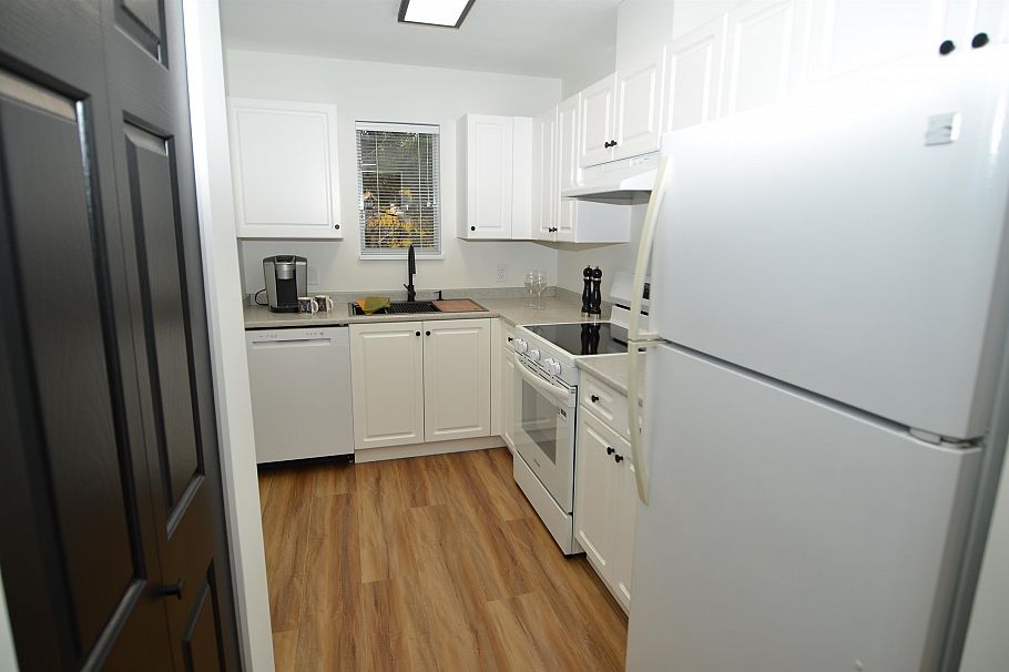 404 3638 Rae Avenue Vancouver, BC - 8