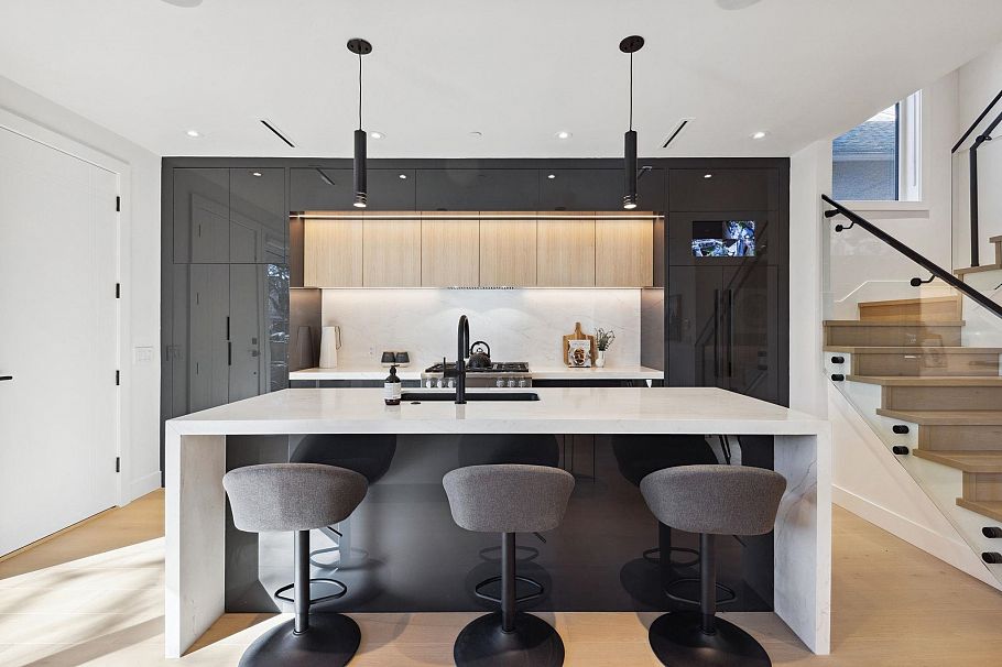 1 3081 W 14th Avenue Vancouver, BC - 16